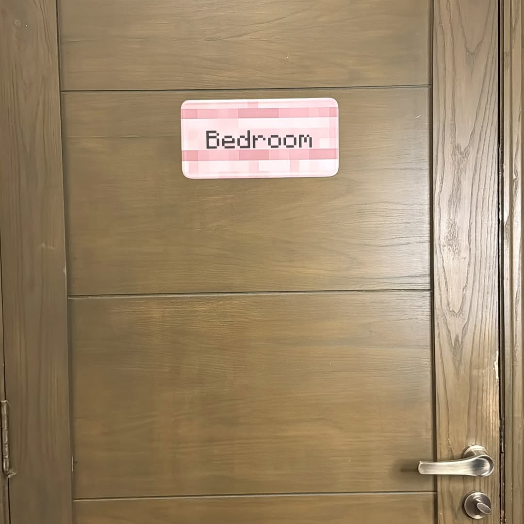 Cherry Blossom Minecraft Bedroom Plate