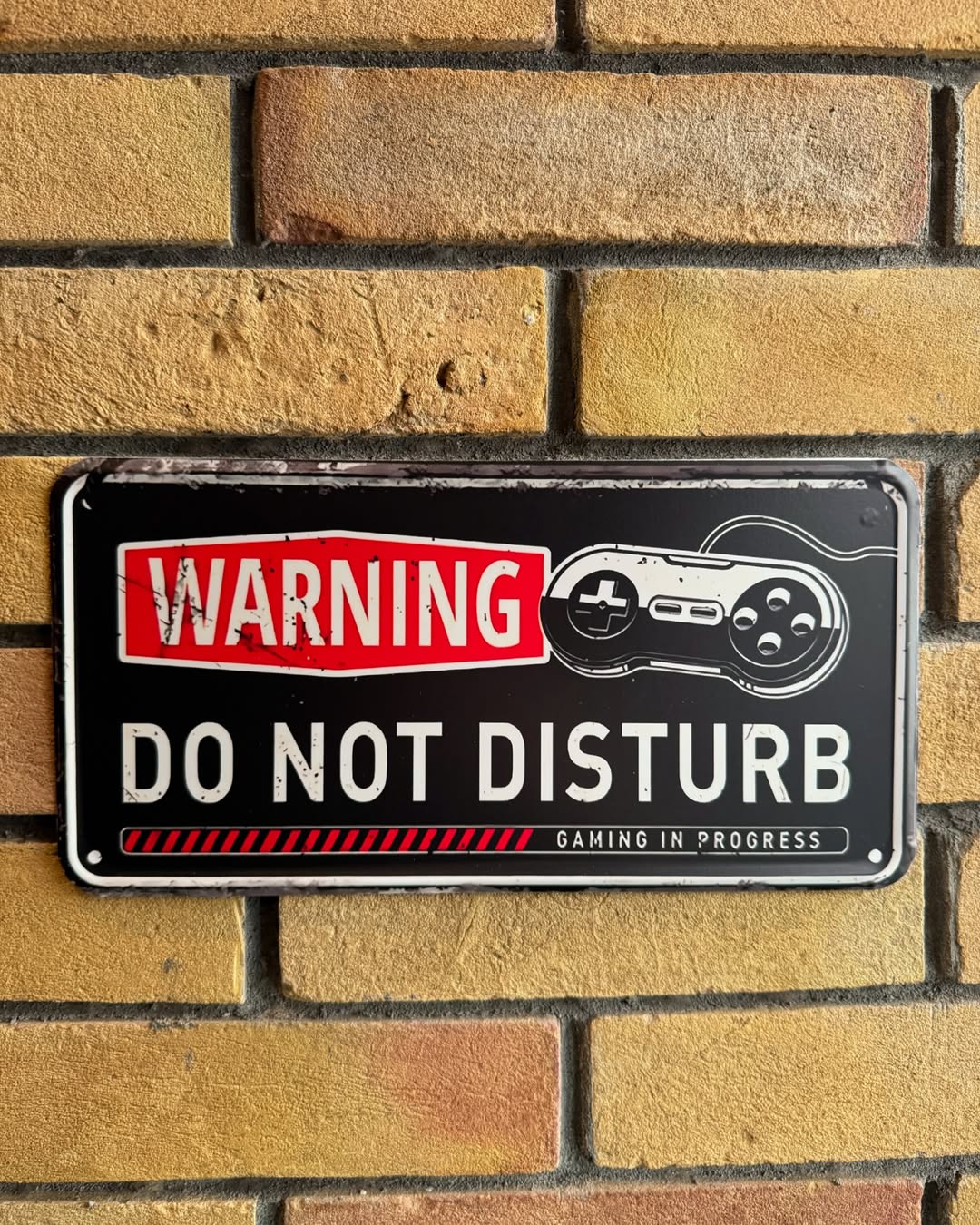 Gaming Do Not Disturb Plate