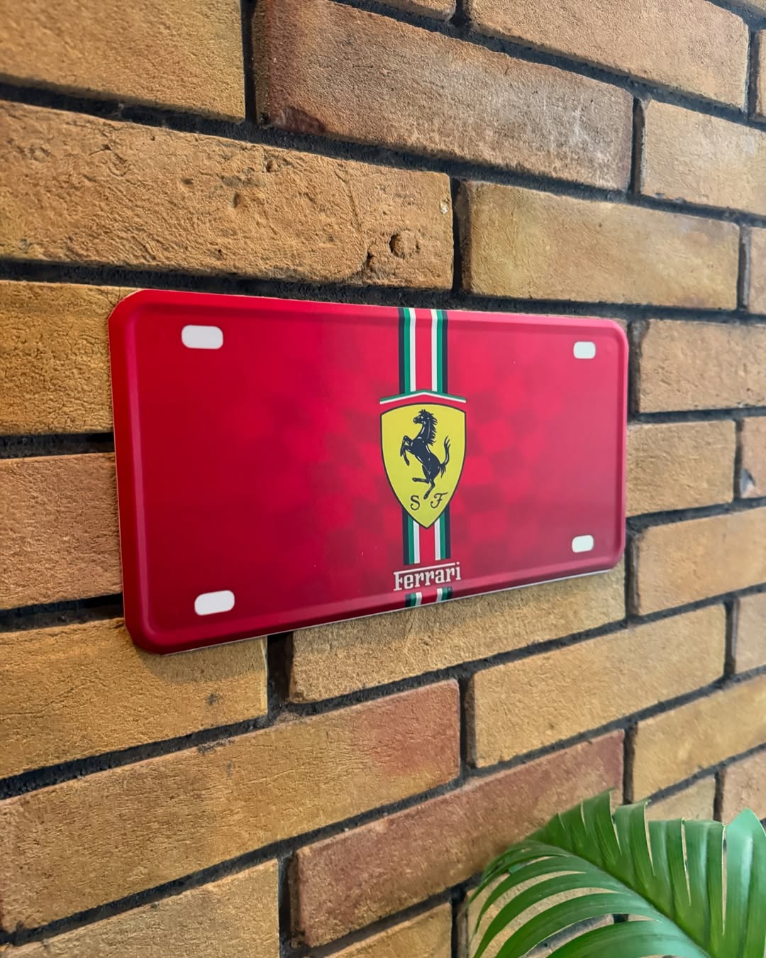 Ferrari Logo Plate