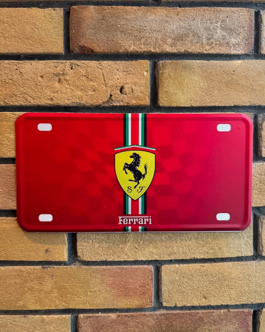 Ferrari Logo Plate